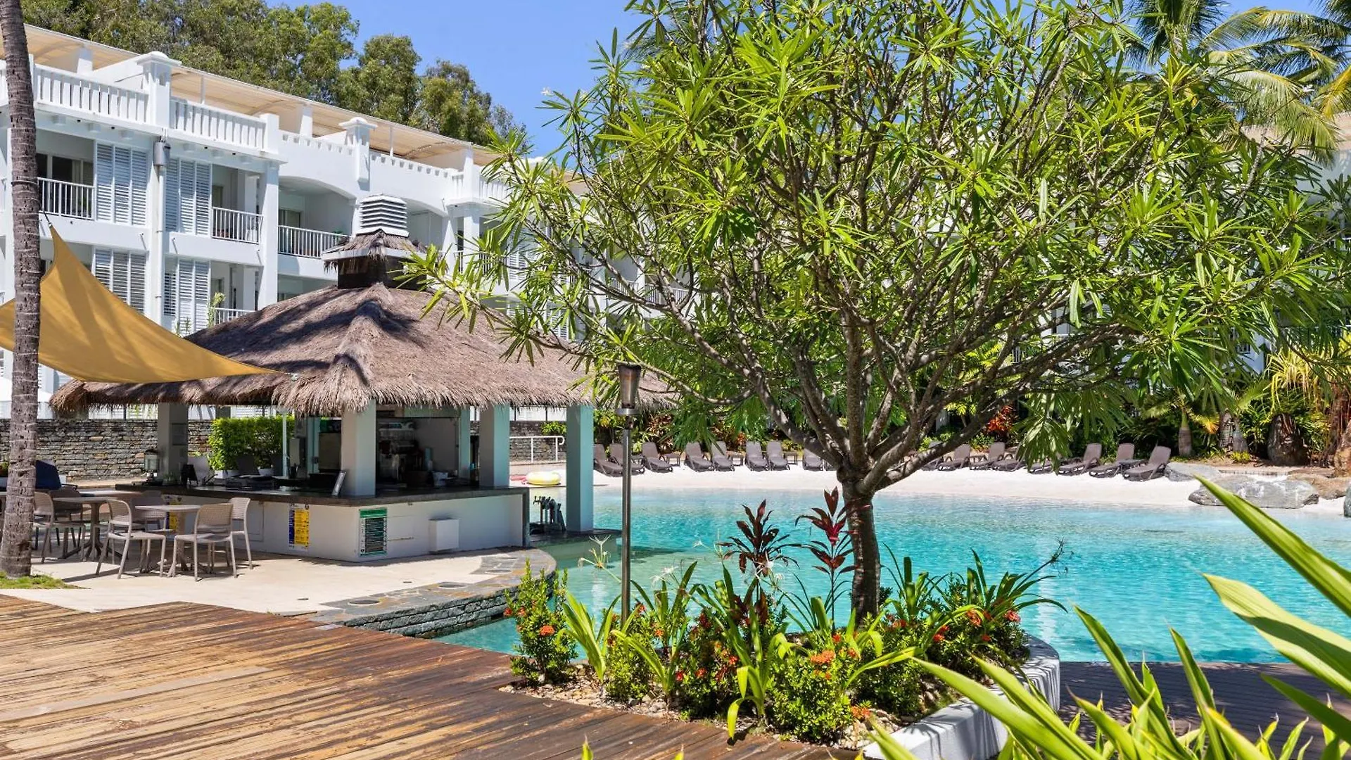 Appartement Bottlebrush: A Beachside Resort Paradise Palm Cove Australië